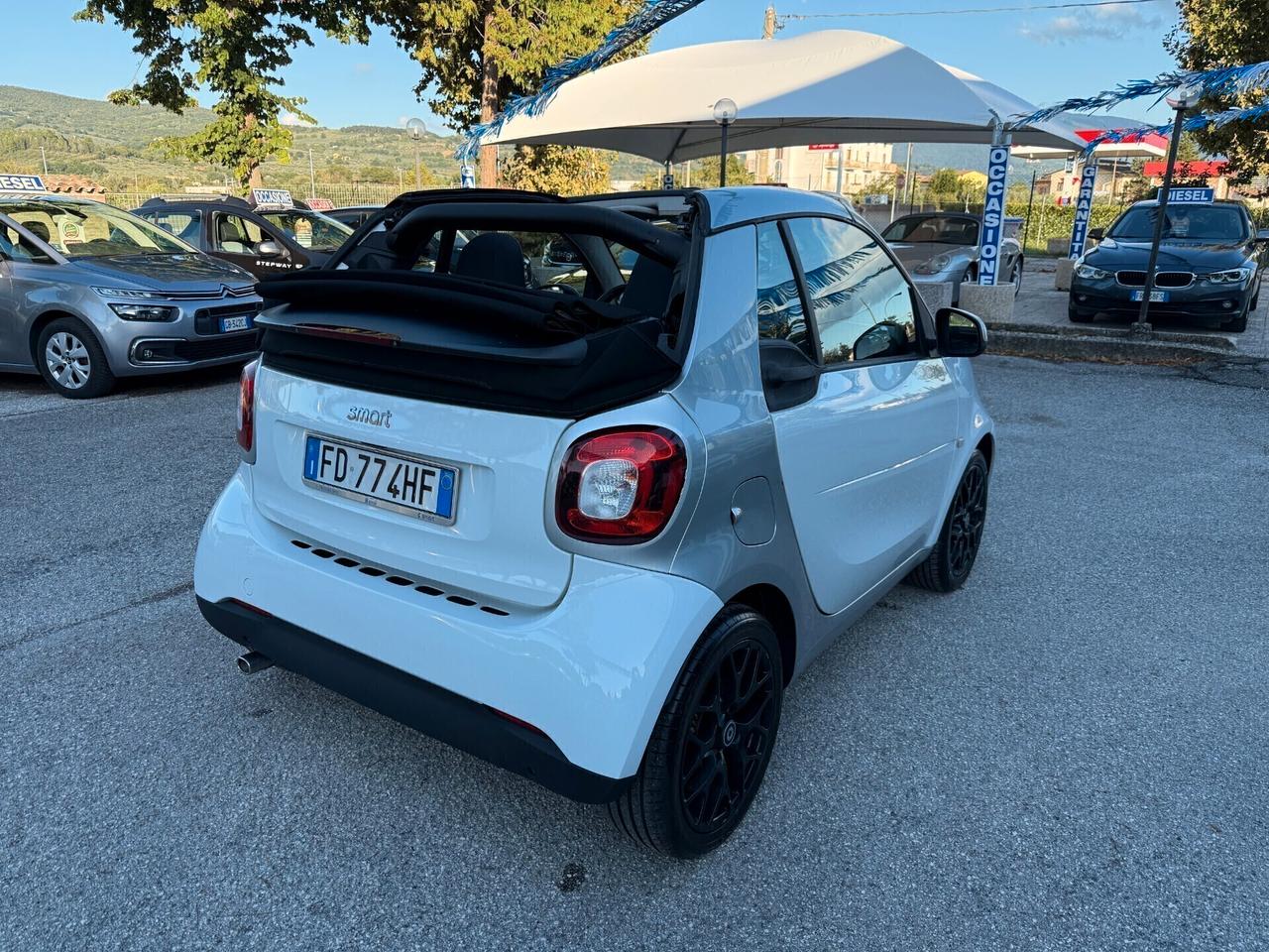" UNA CHICCA " Smart ForTwo 70 1.0 cabrio Passion