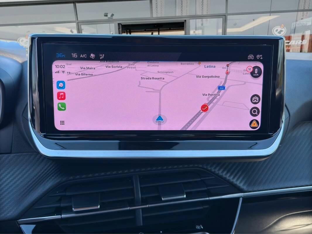 Peugeot 2008 1.2 puretech Allure 100cv con TELECAM E CARPLAY