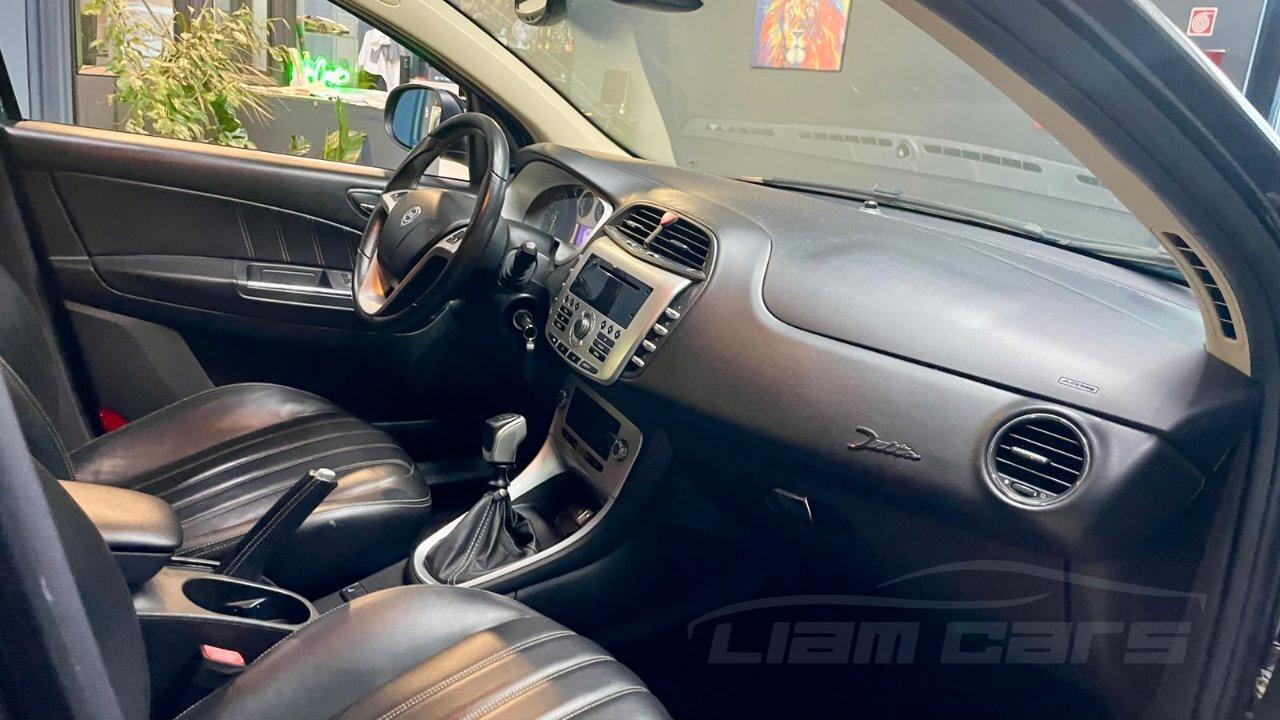 Lancia Delta 2.0 mjt Executive 165cv dpf