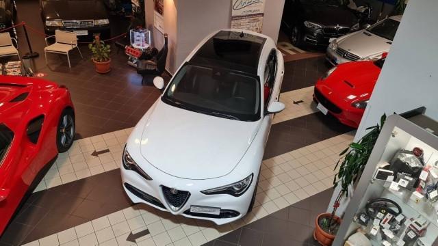Alfa Romeo Stelvio 2.2 t Executive Q4 210cv *GARANZIA ALFA 24M*