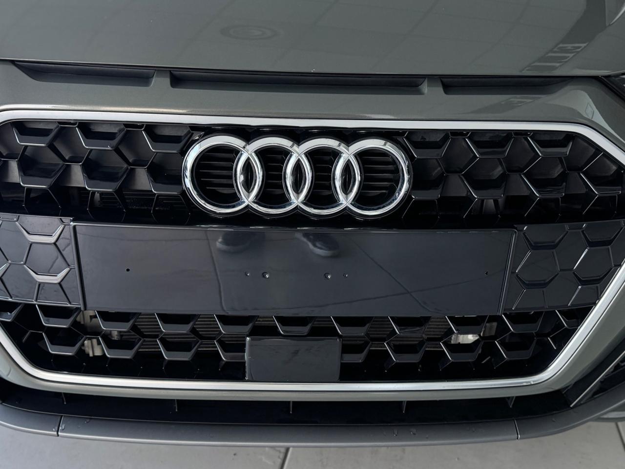 Audi A1 SPB 30 TFSI S tronic line edition