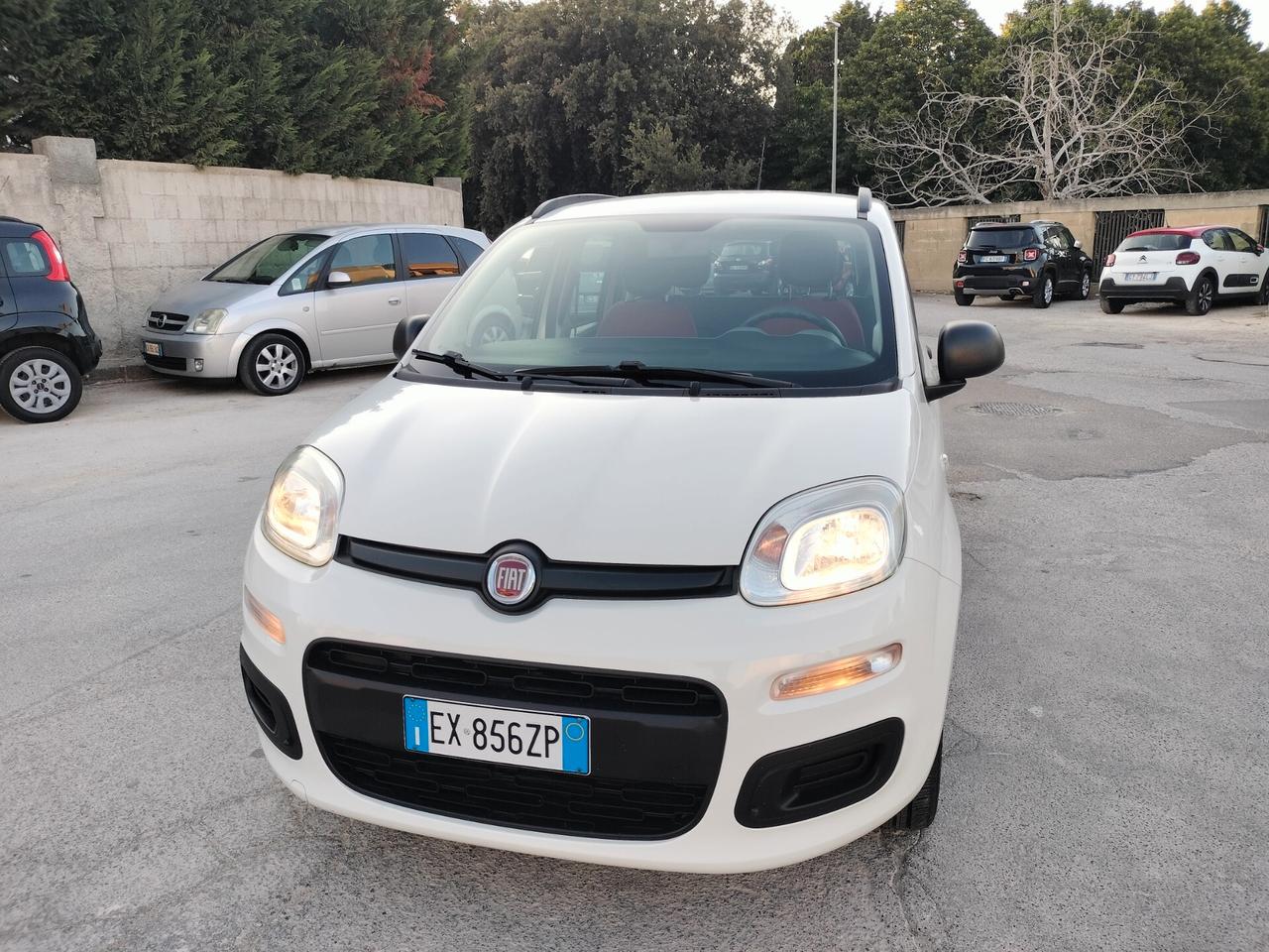 Fiat Panda 1.2 EasyPower Lounge GPL casa madre
