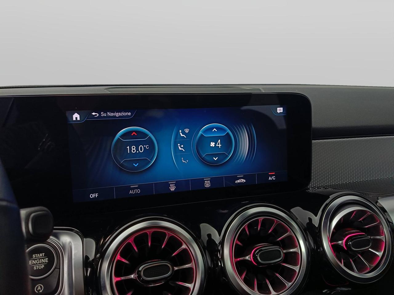 Mercedes-Benz GLB - X247 2019 - GLB 180 d Sport auto