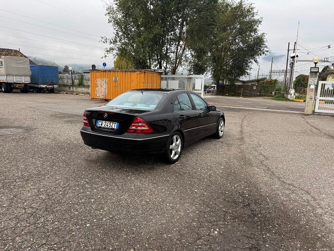 Mercedes-benz C 320 CDI cat Avantgarde AMG