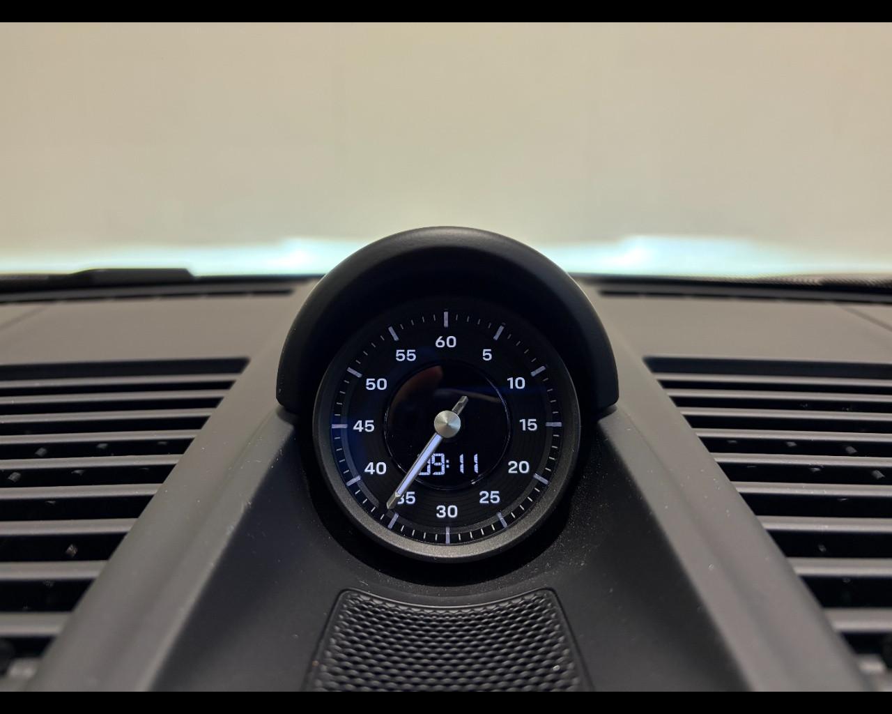 PORSCHE 911 CARRERA 4S 992 COUPE