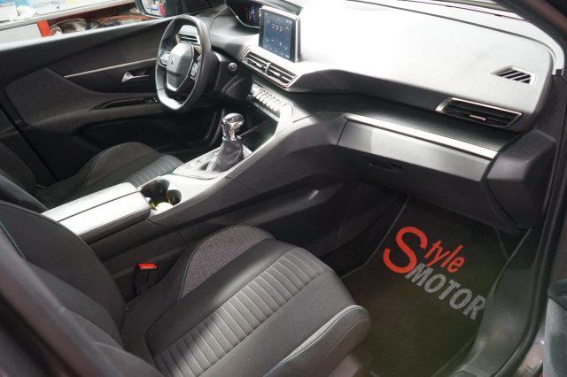 PEUGEOT 3008 PureTech Turbo 130 S&S Active Pack