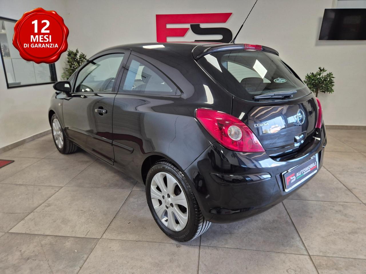 Opel Corsa 1.2 3 porte Sport