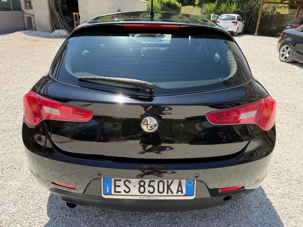 Alfa Romeo Giulietta 1.6 JTDm-2 105 CV Exclusive