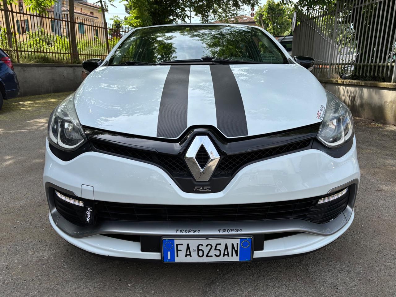 Renault Clio 1.6 T 220CV EDC RS Trophy