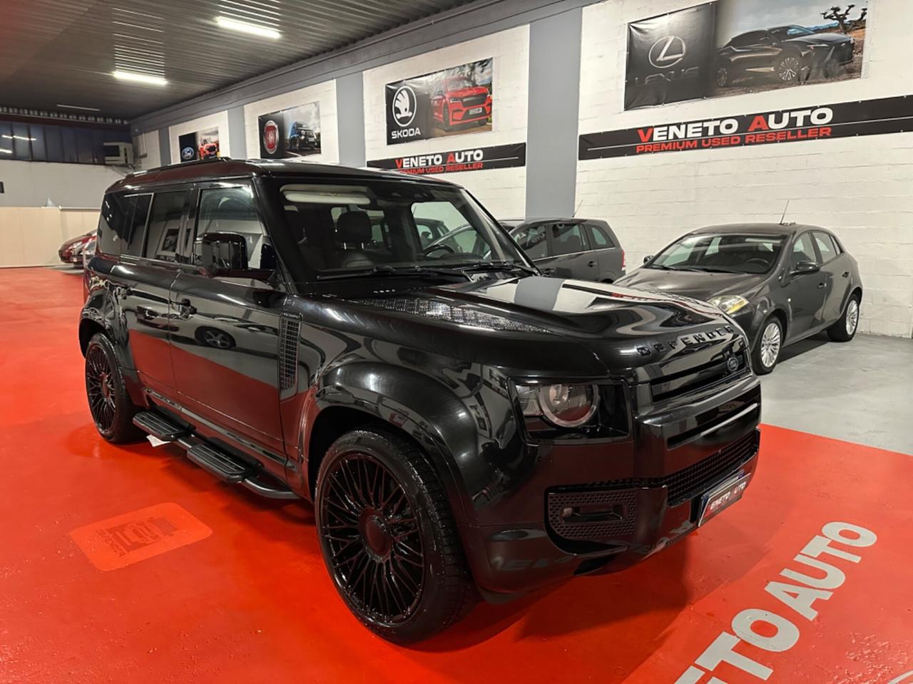 Land Rover Defender 110