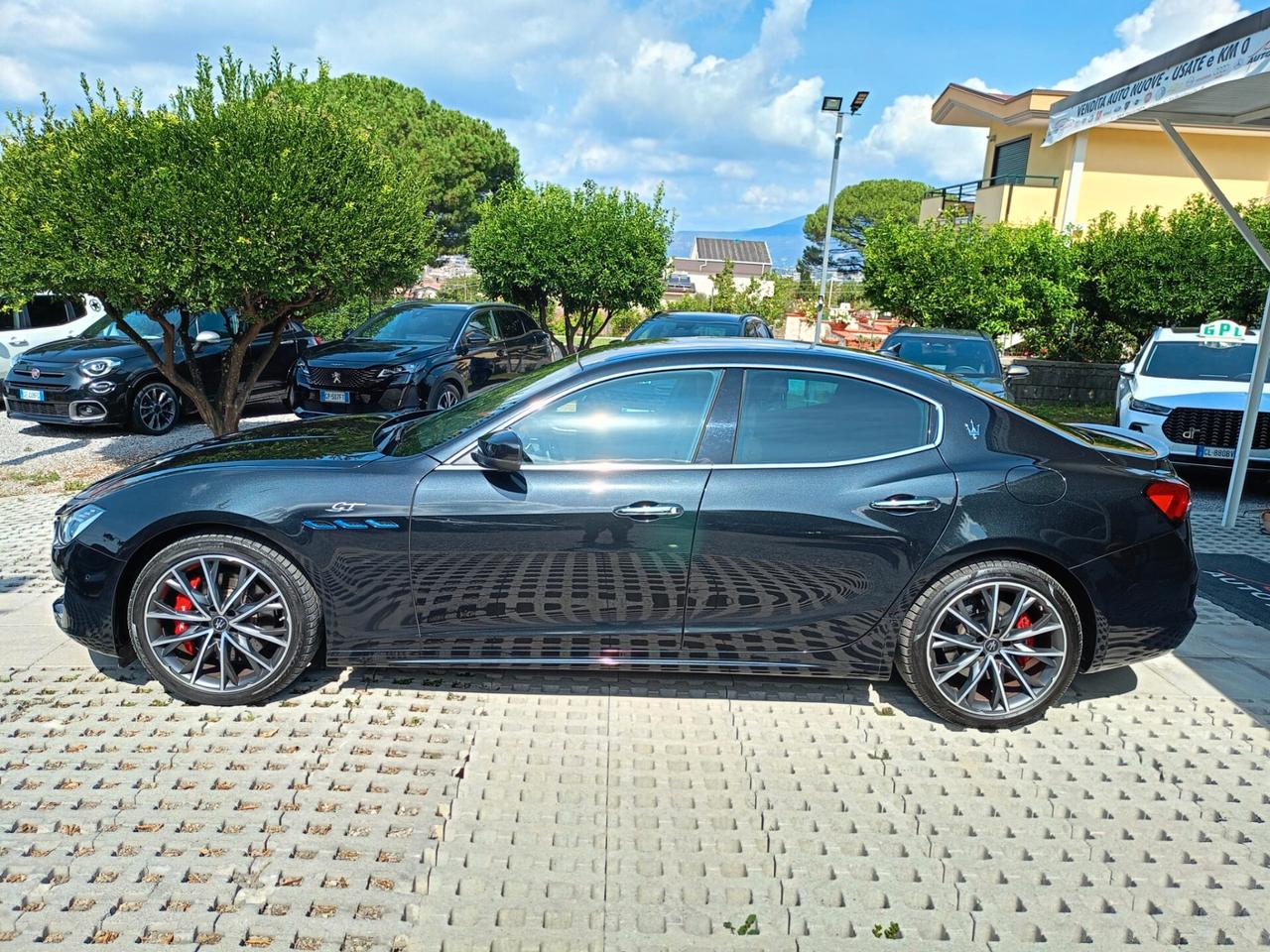 Maserati Ghibli 330 CV MHEV GT