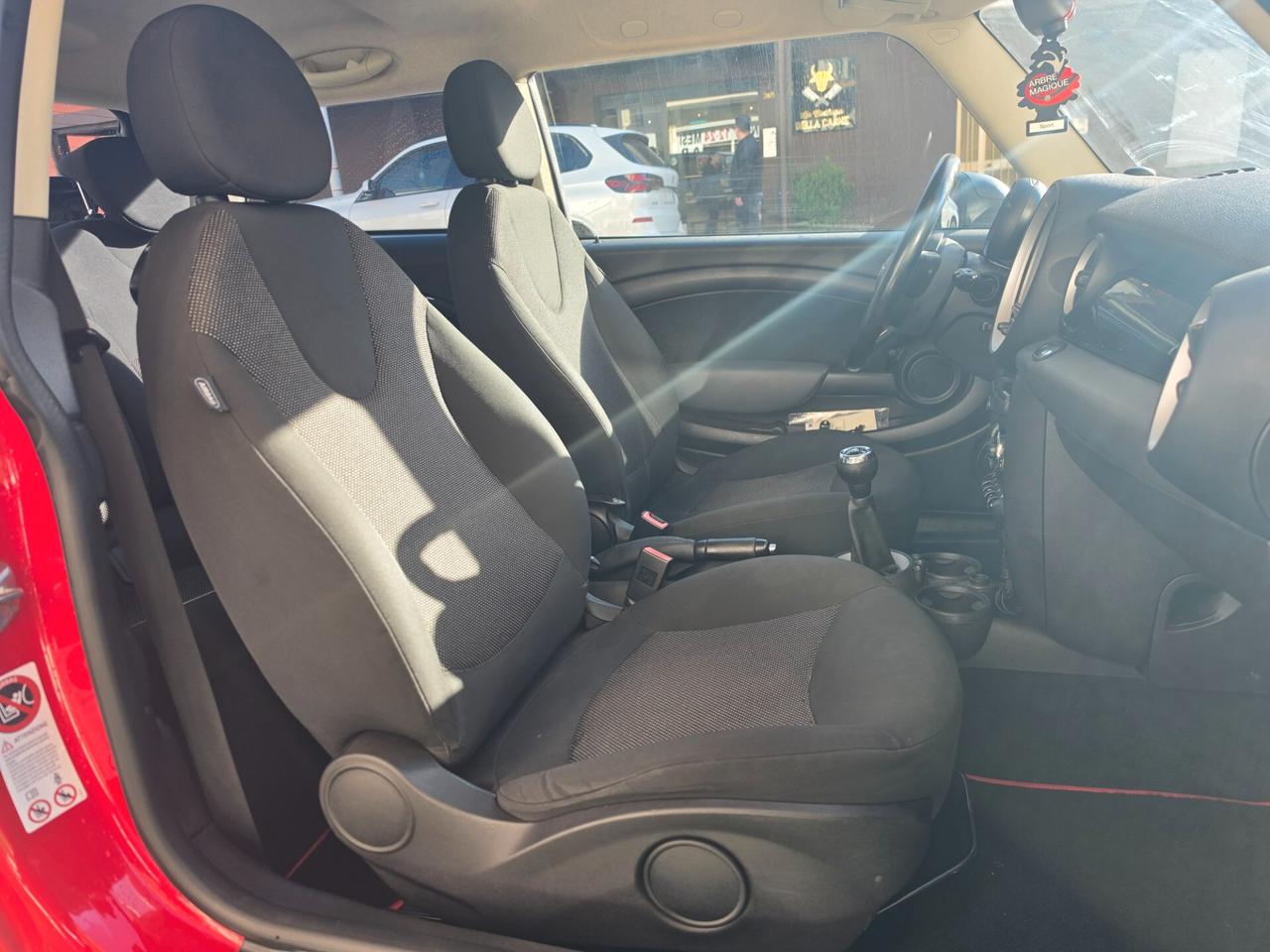 Mini 1.6 16V One D