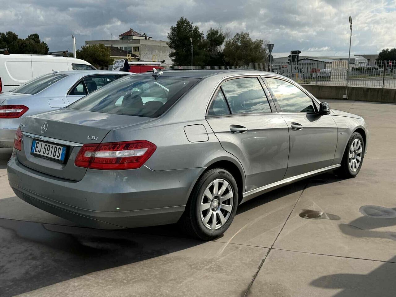 Mercedes-benz E 250 CDI BlueEFFICIENCY AMG Avantgarde 2012