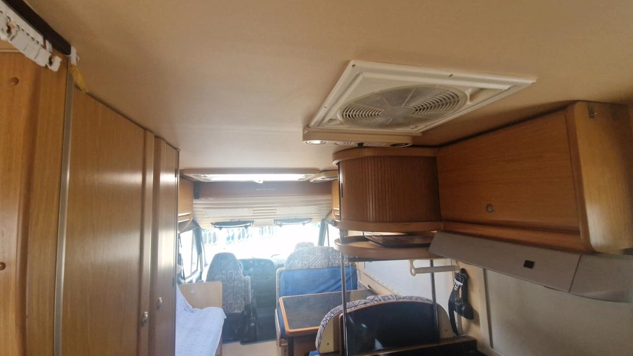 Iveco Daily Camper Laika 2.8 diesel manuale 6 rapporti