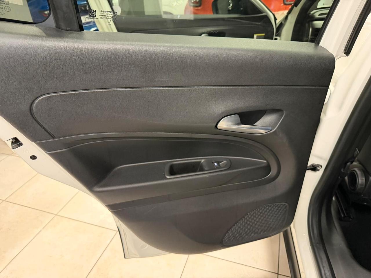 Jeep Avenger 1.2 Turbo 100 CV Altitude 220 AL MESE