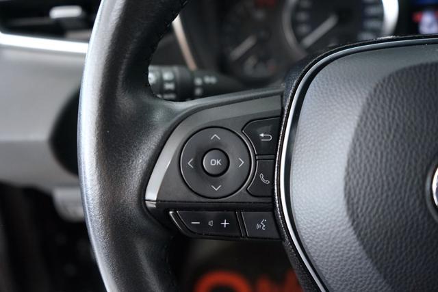 TOYOTA Corolla 1.8 Hybrid Business