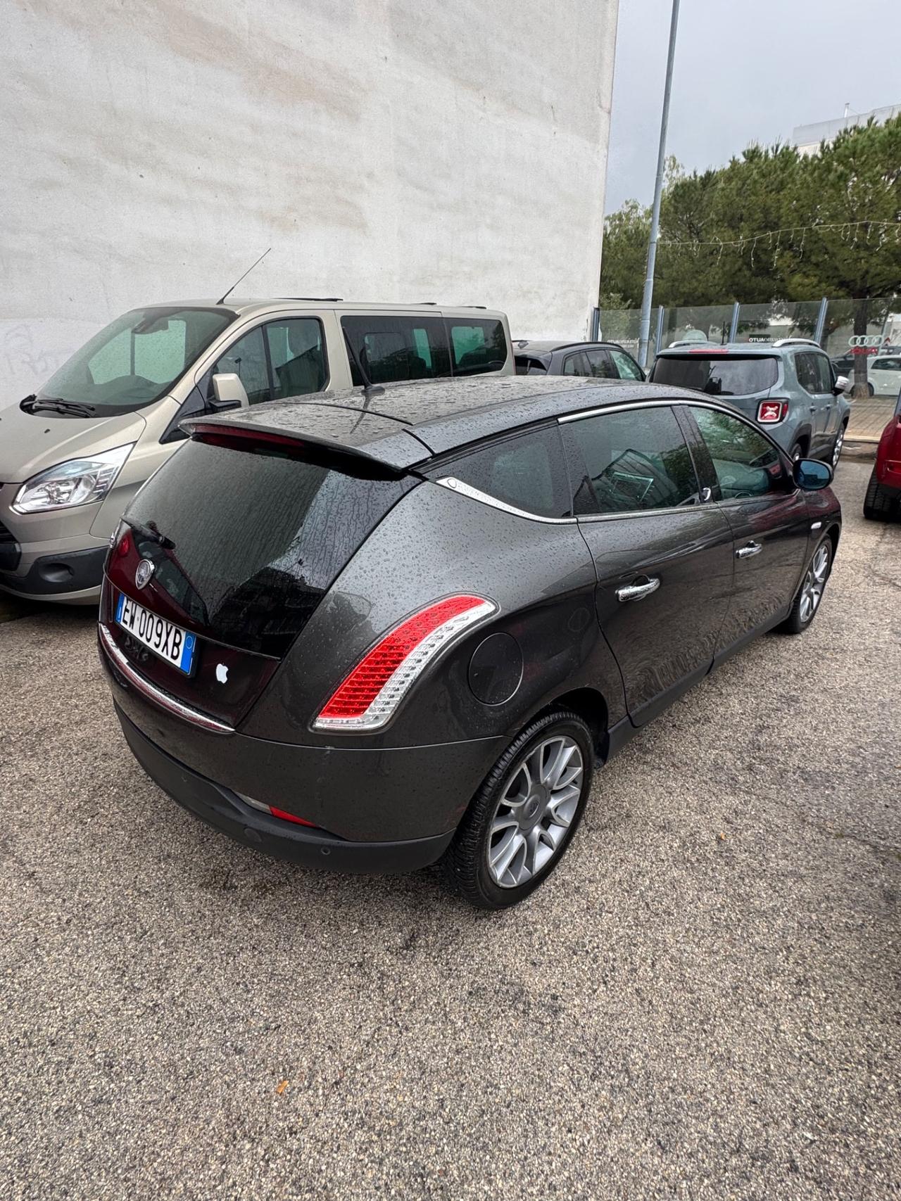 Lancia Delta 1.6 MJT DPF Platino