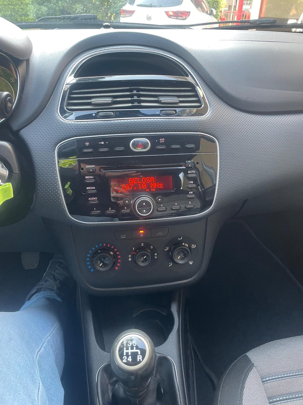 Fiat Punto Evo 1.2 benzina per neo pat pronta al uso
