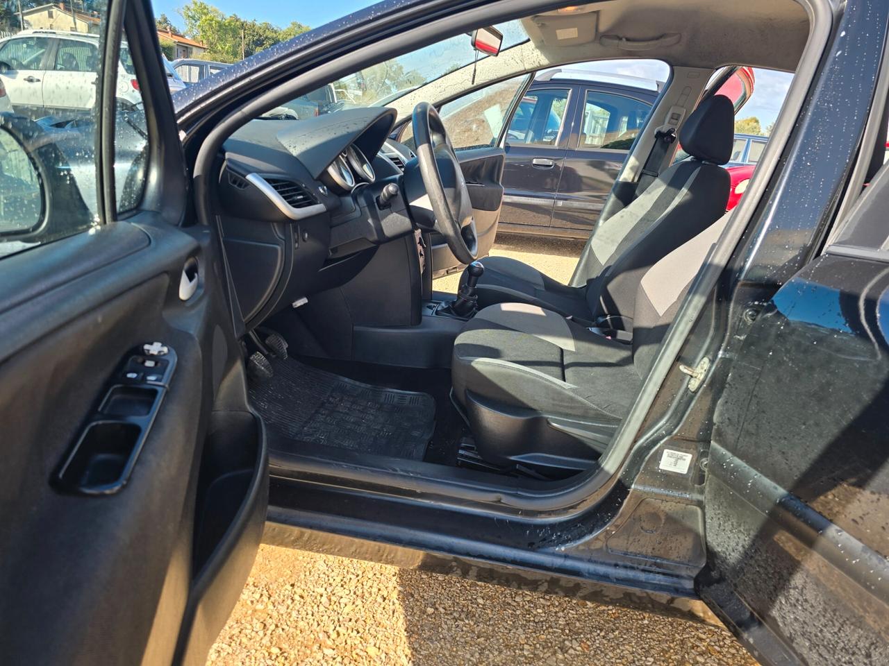 Peugeot 207 1.4 8V 75CV 5p. X Line ECO GPL