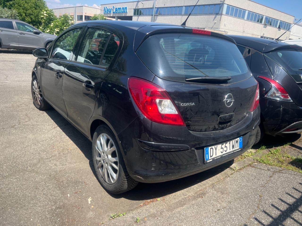 Opel Corsa 1.2 5 porte Cosmo