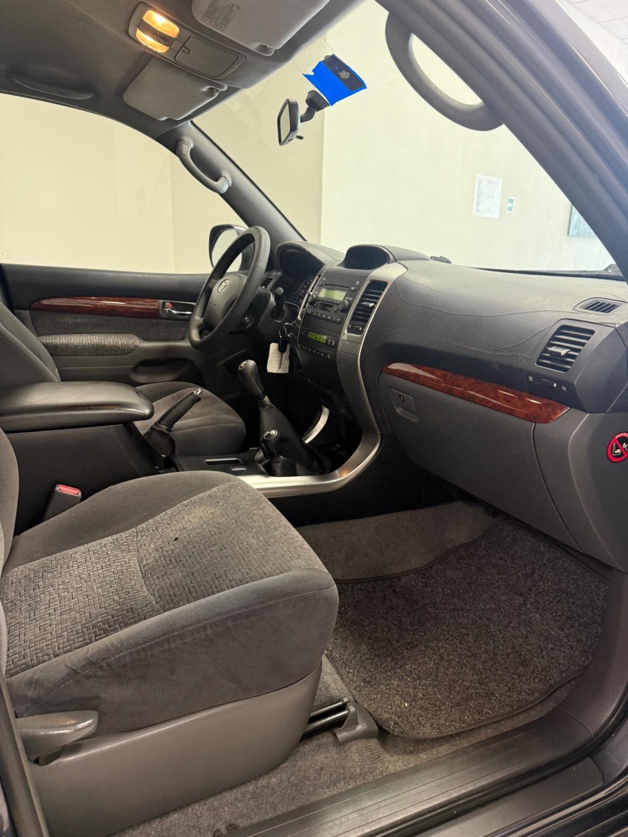 Toyota Land Cruiser 3.0 D-4D 16V cat 5 porte Sol