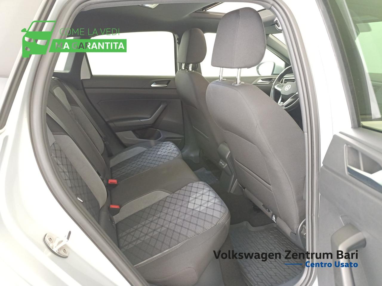 Volkswagen Taigo 1.0 tsi r-line 110cv