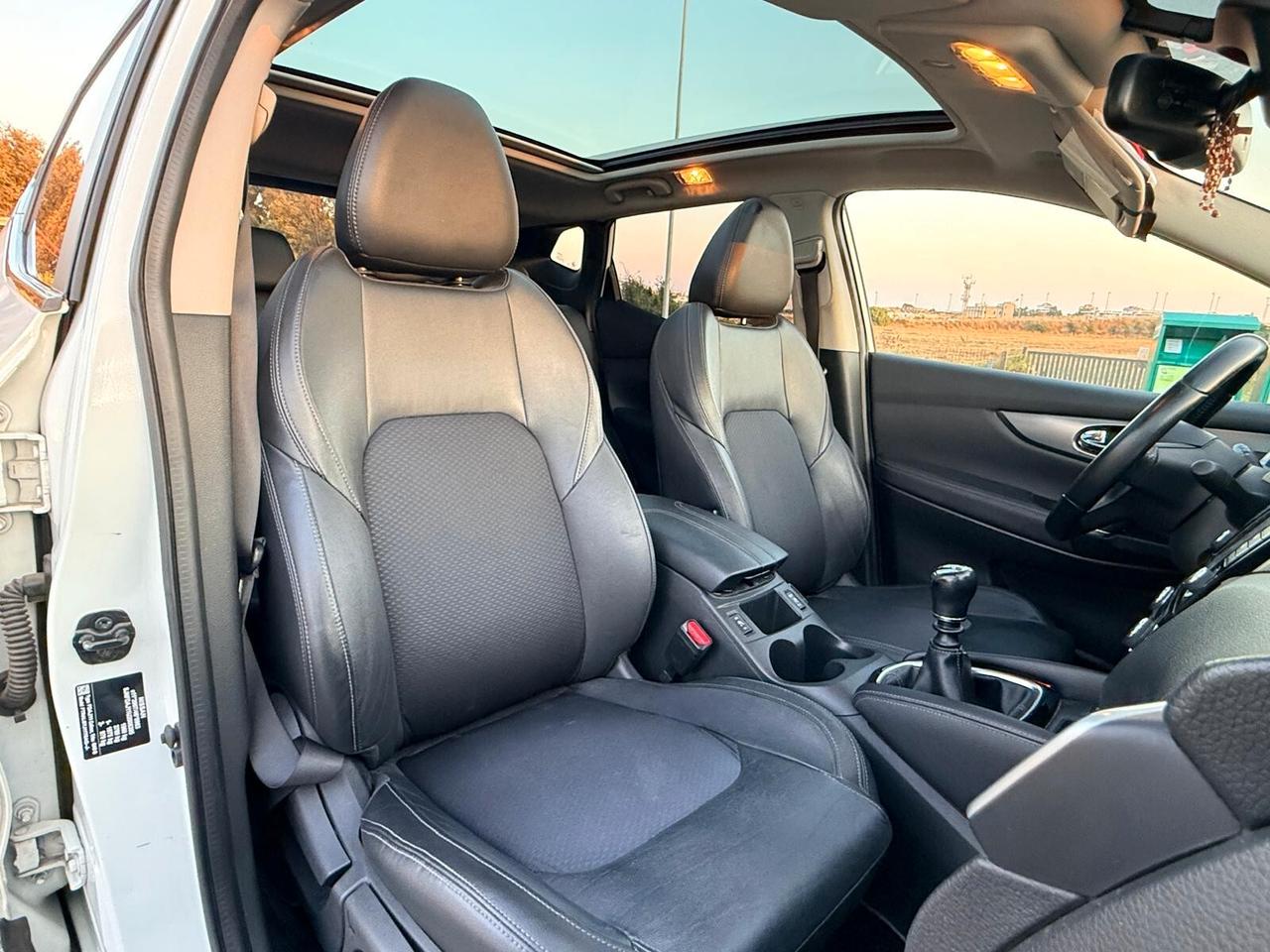 Nissan Qashqai 1.6 dCi 131CV TEKNA FULL