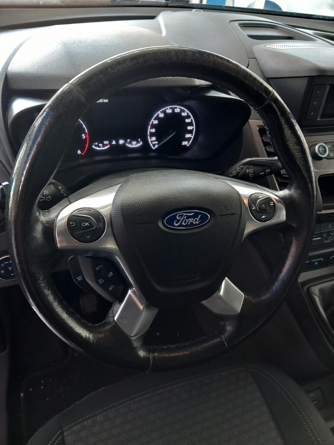 Ford Tourneo Connect 1.5 TDCi 120 CV anno 2019 km 125 mila