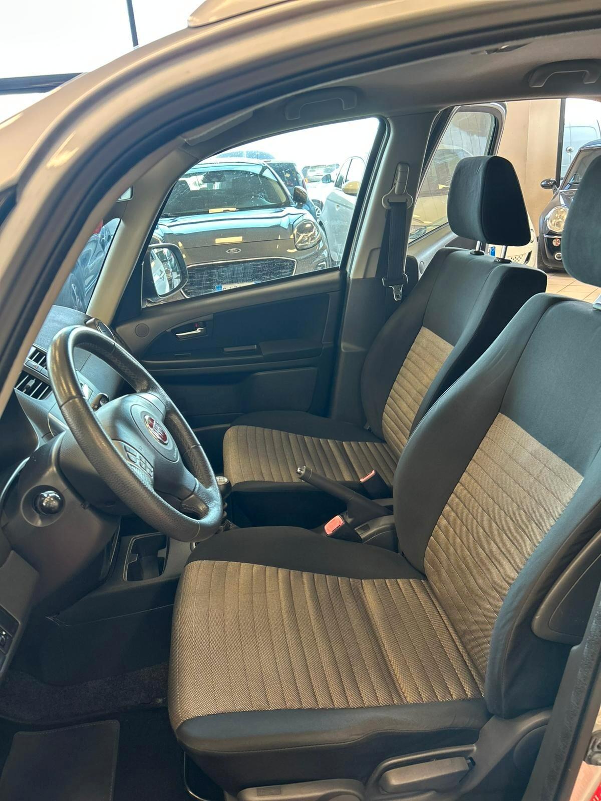 Fiat Sedici 2.0 MJT 16V DPF 4x2 Emotion