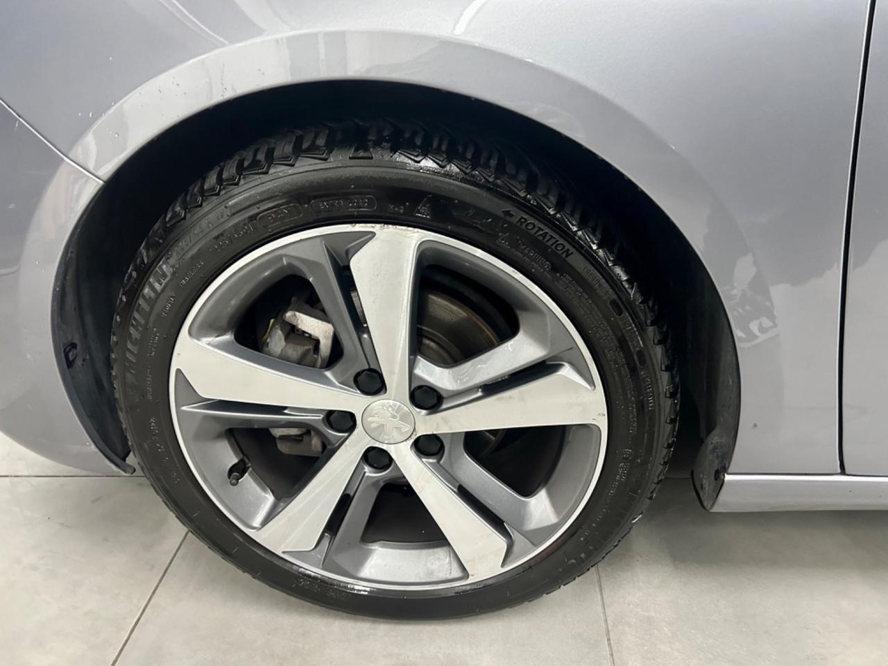 Peugeot 308 BlueHDi 130 S&S Allure FINANZIABILE