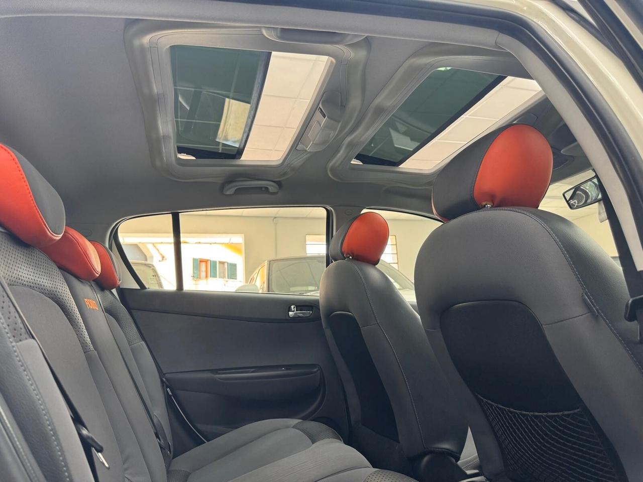 Hyundai i20 1.2 5p. Fiorucci Benzina - Ok Neopatentati