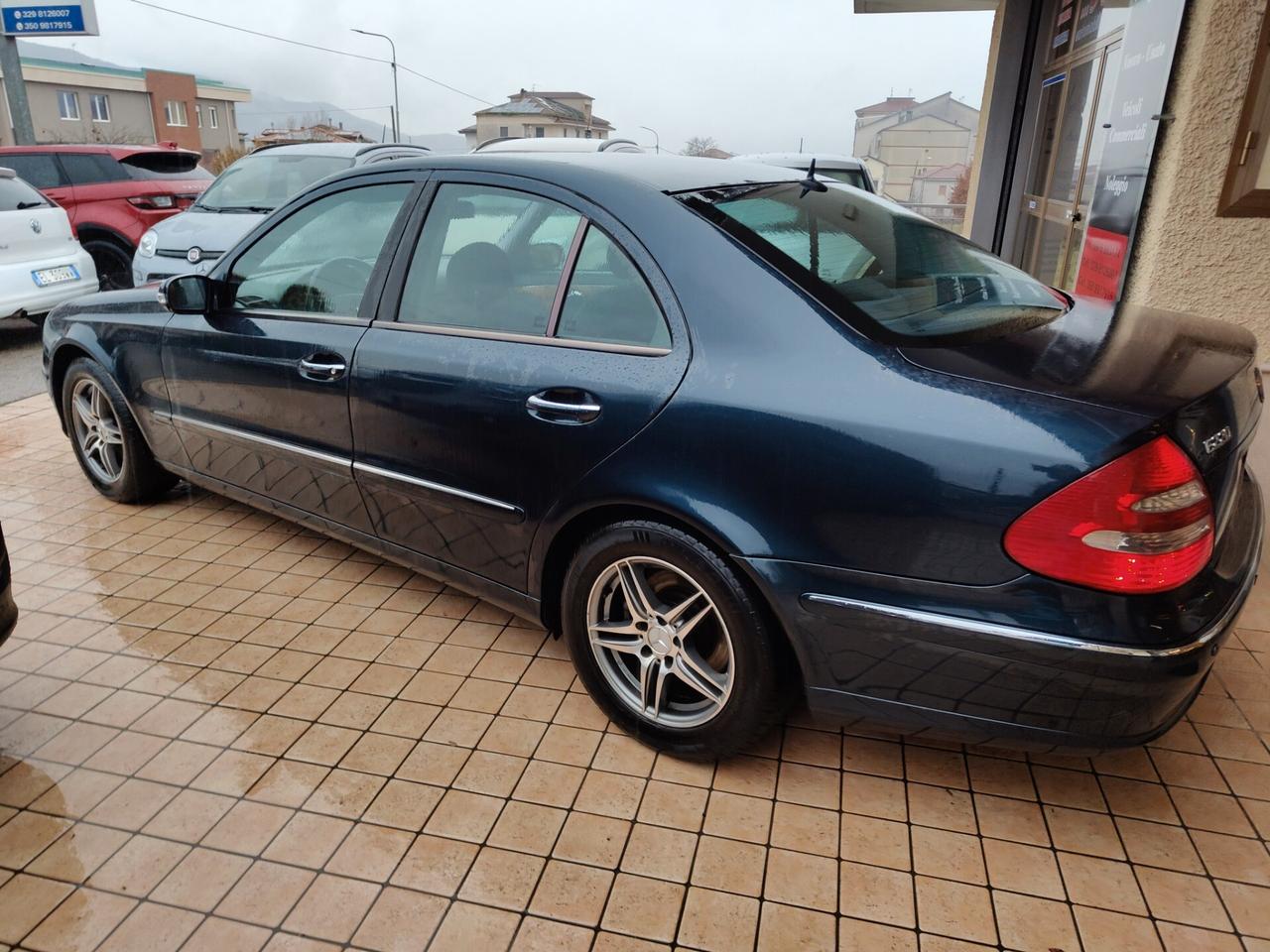 Mercedes-benz E 220 CDI cat Elegance