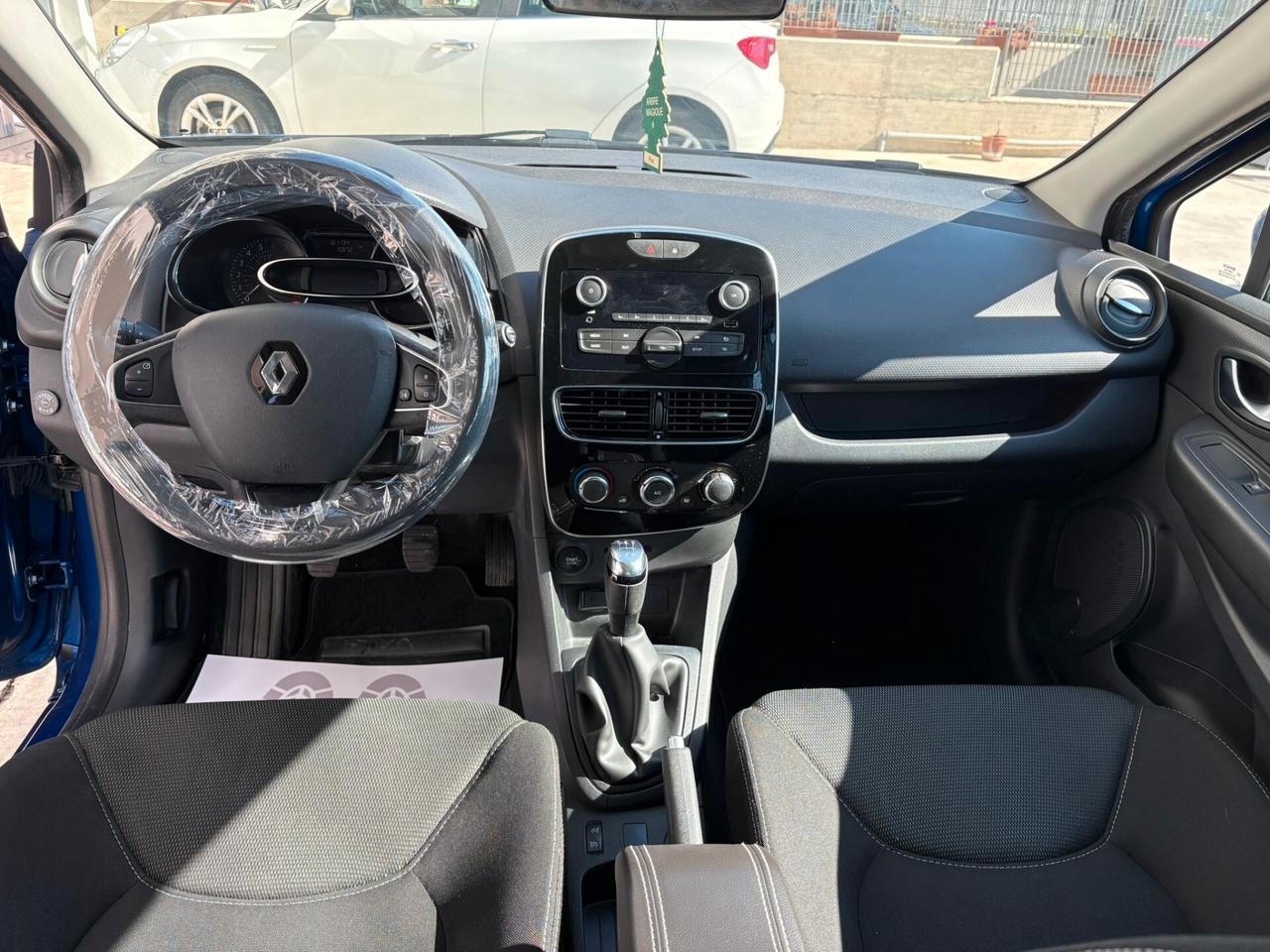 Renault Clio TCe 12V 90 CV GPL 5 porte Moschino Intens