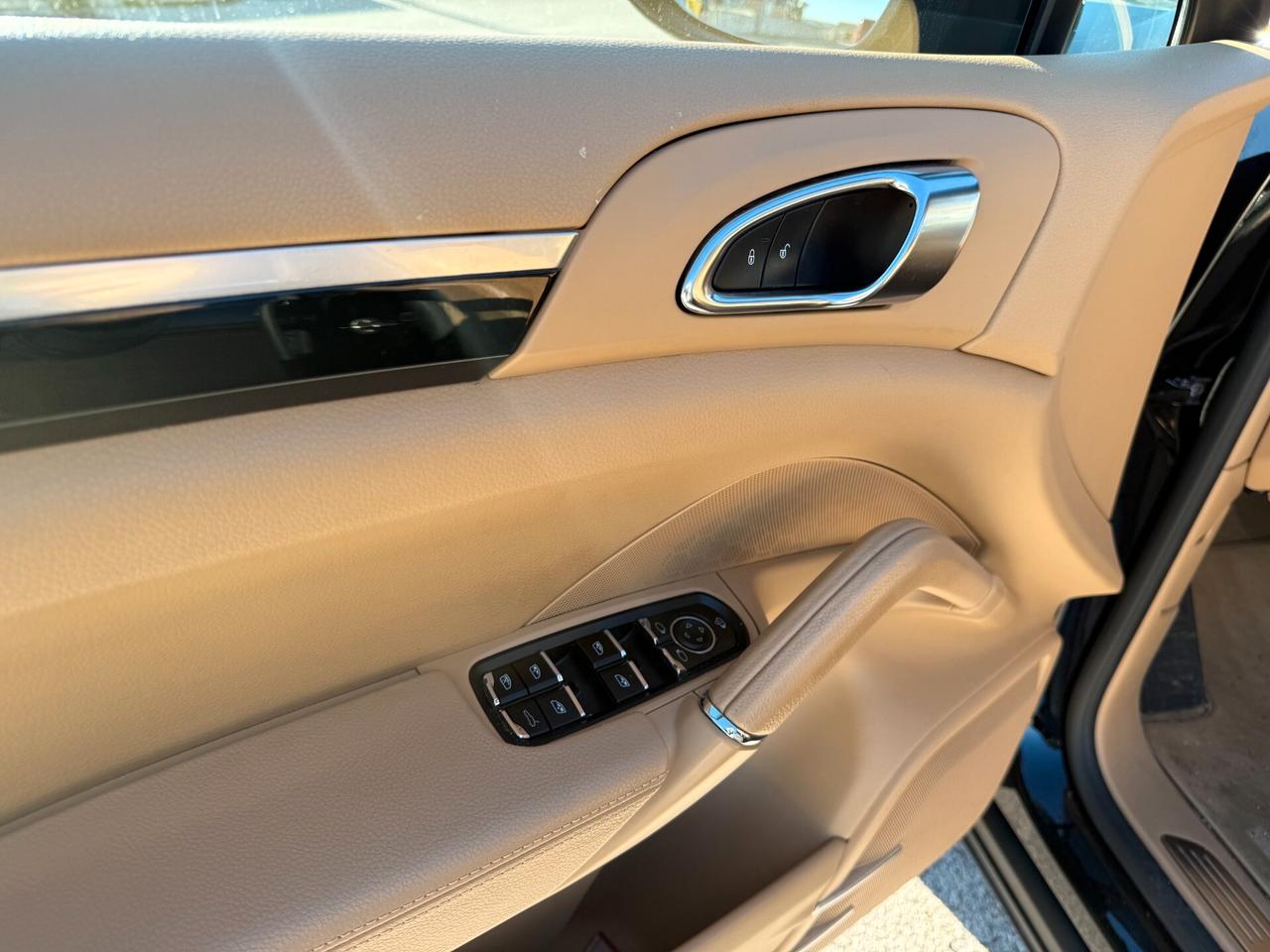 Porsche Cayenne 3.0 Diesel *TETTO , IVA ESPOSTA*