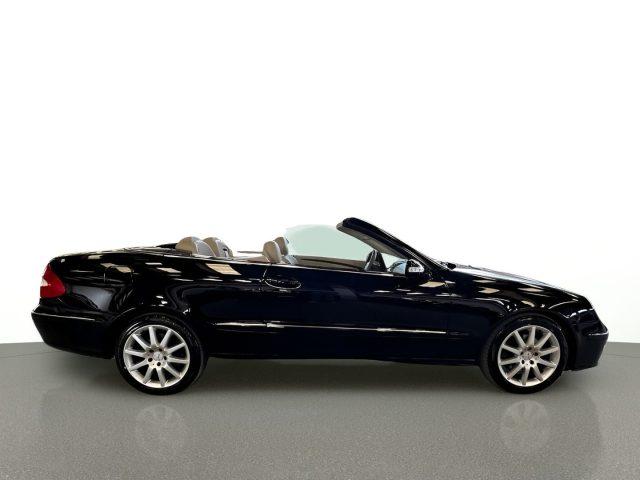 MERCEDES-BENZ CLK 200 Cabrio Elegance - Cruise/Lim - Navi - Bluetooth