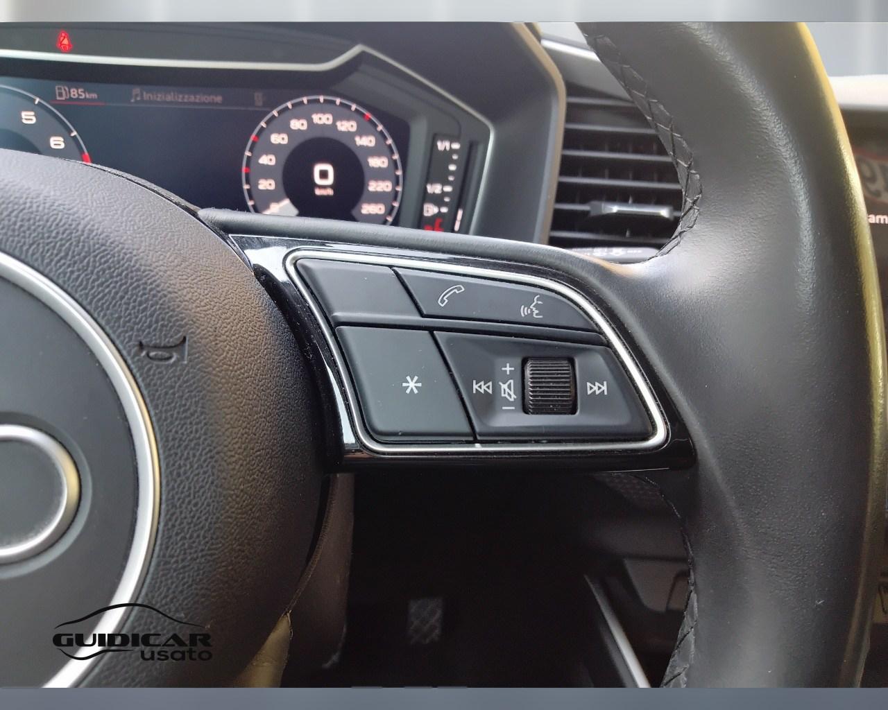 AUDI A1 II 2022 allstreet - A1 allstreet 30 1.0 tfsi Identity Contrast 116cv s tronic