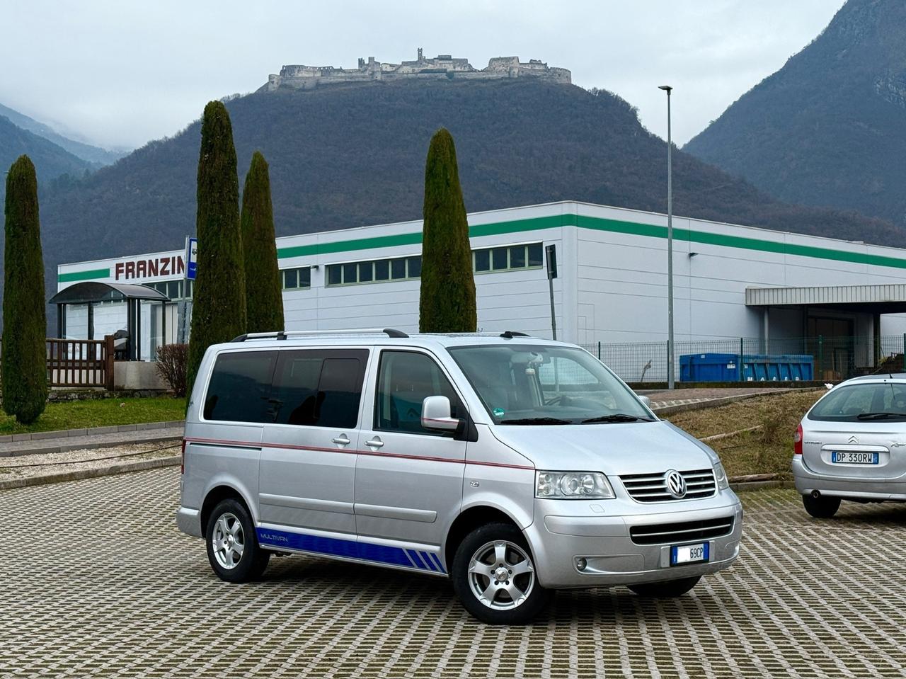 Multivan 2.5 TDI/174CV MOTORE NUOVO fattura 8000€