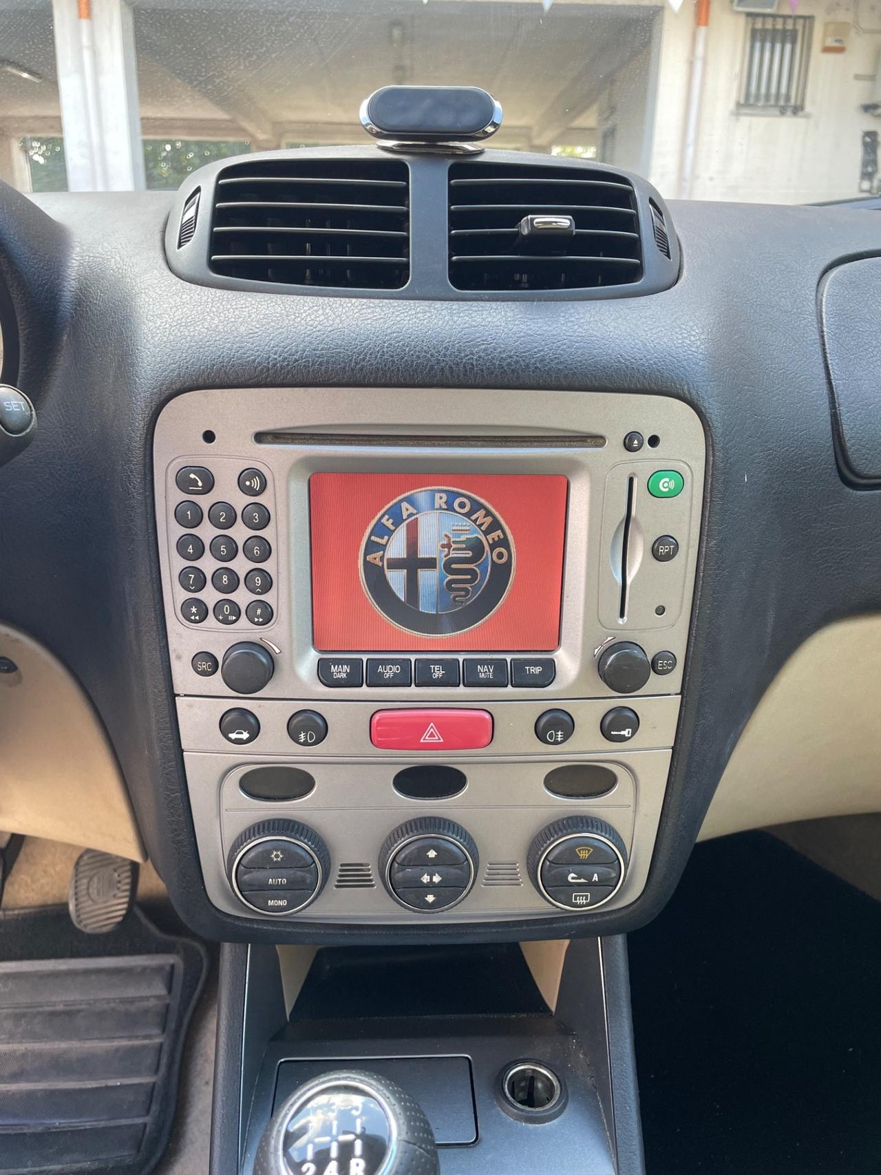 Alfa Romeo 147 1.6 16V TS 5 porte Distinctive