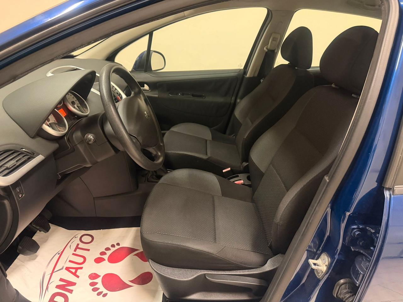 Peugeot 207 1.4 HDi 70CV 5p. Energie