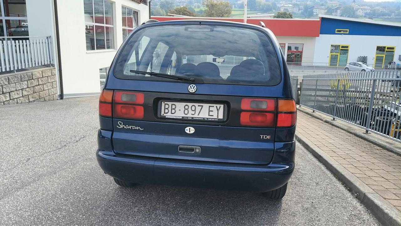 VOLKSWAGEN SHARAN 1.9 TDI 110CV 7 POSTI