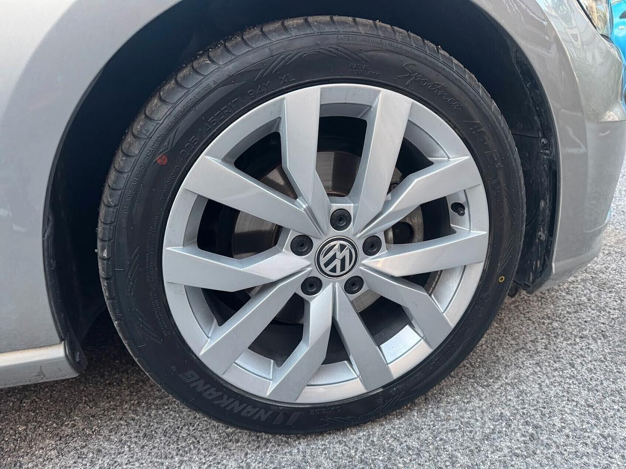 Volkswagen Golf 1.4 TSI 125CV DSG