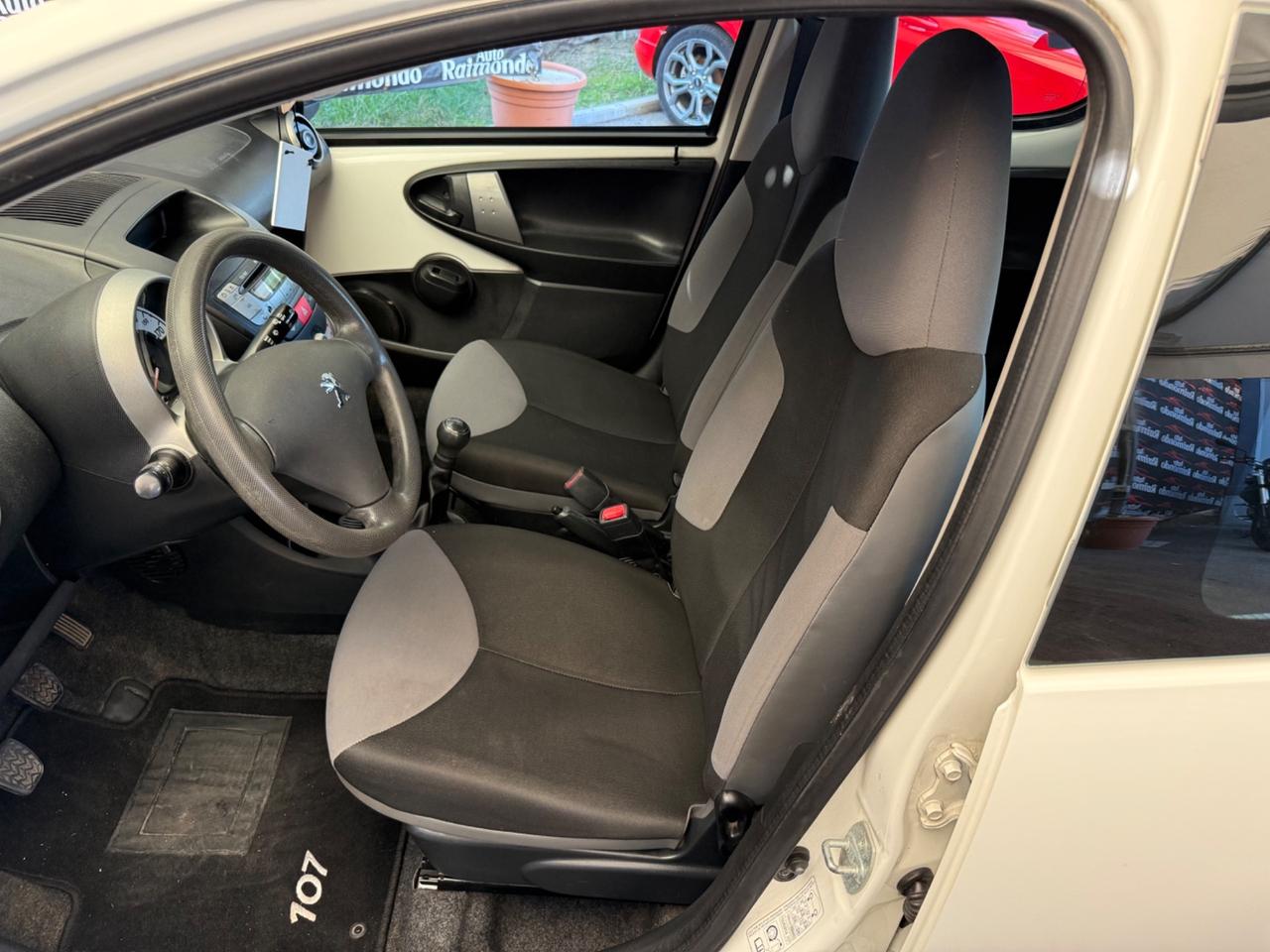Peugeot 107 Benzina 5 Porte