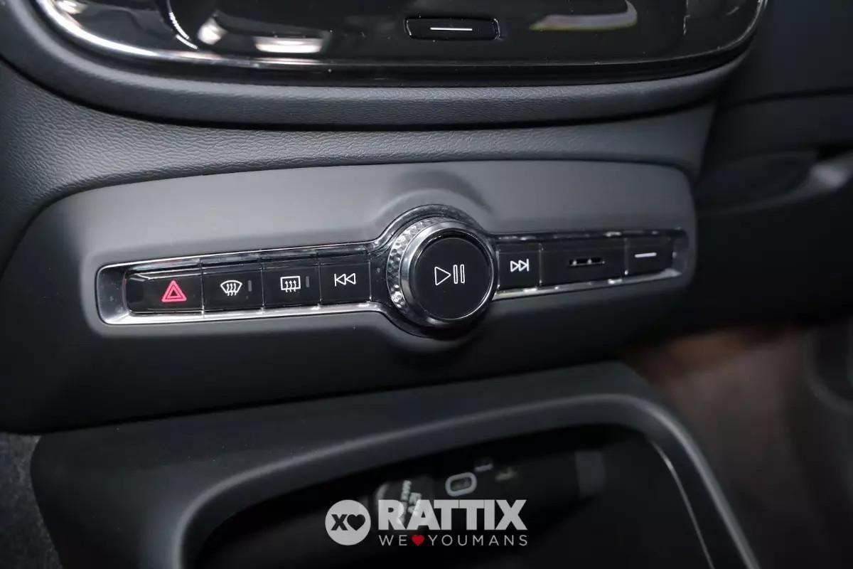 Volvo XC40 motore elettrico 175kW Recharge Pure Plus Auto