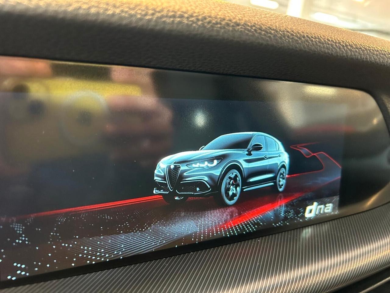 Alfa Romeo Stelvio VELOCE 2.2 Turbodiesel AT8 Q4 SPOTICAR