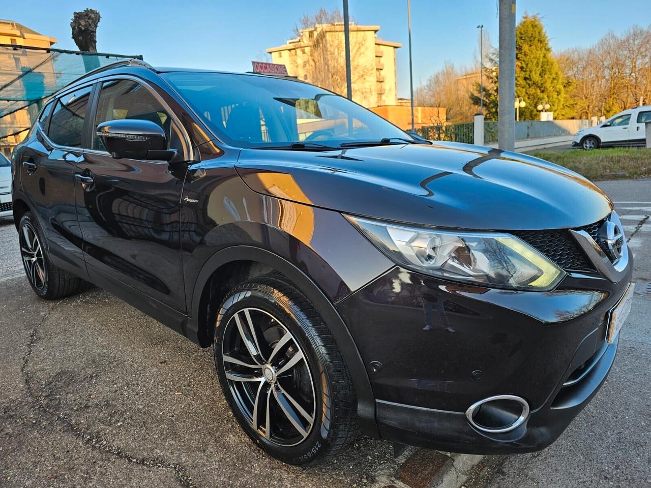 Nissan Qashqai 1.5 dCi 110cv 360°*Pelle*Navi*Tetto*Pdc*Bi-Xeno*18*