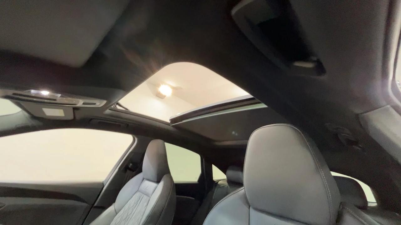 Audi Q5 TDi 150 kW mHEV+ S tronic quattro Launch edition line