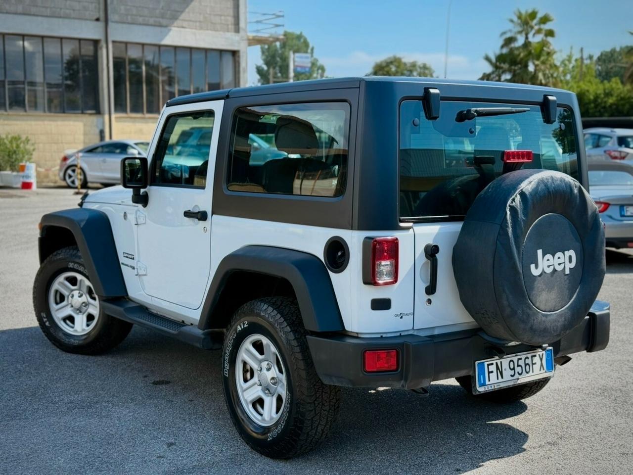 Jeep Wrangler 2.8 CRD DPF Sahara Auto