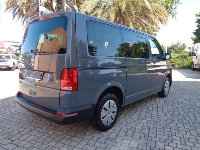 Volkswagen Caravelle 2.0 TDI 110CV PC Trendline 9 POSTI CLIMA TRIZONA IVA COMPRESA