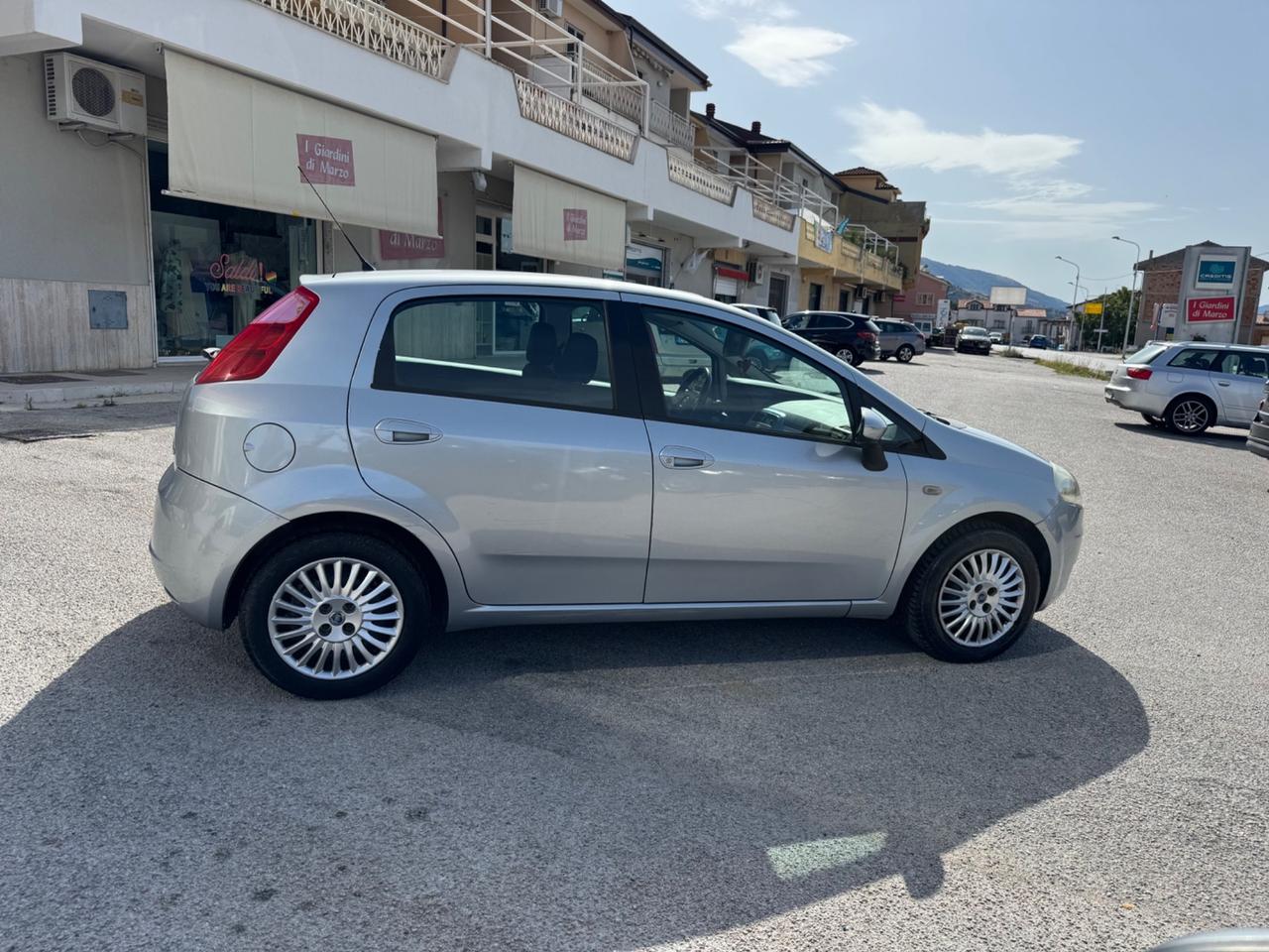 Fiat Punto 1.4 benz/gpl 95cv OK NEOPATENTATI
