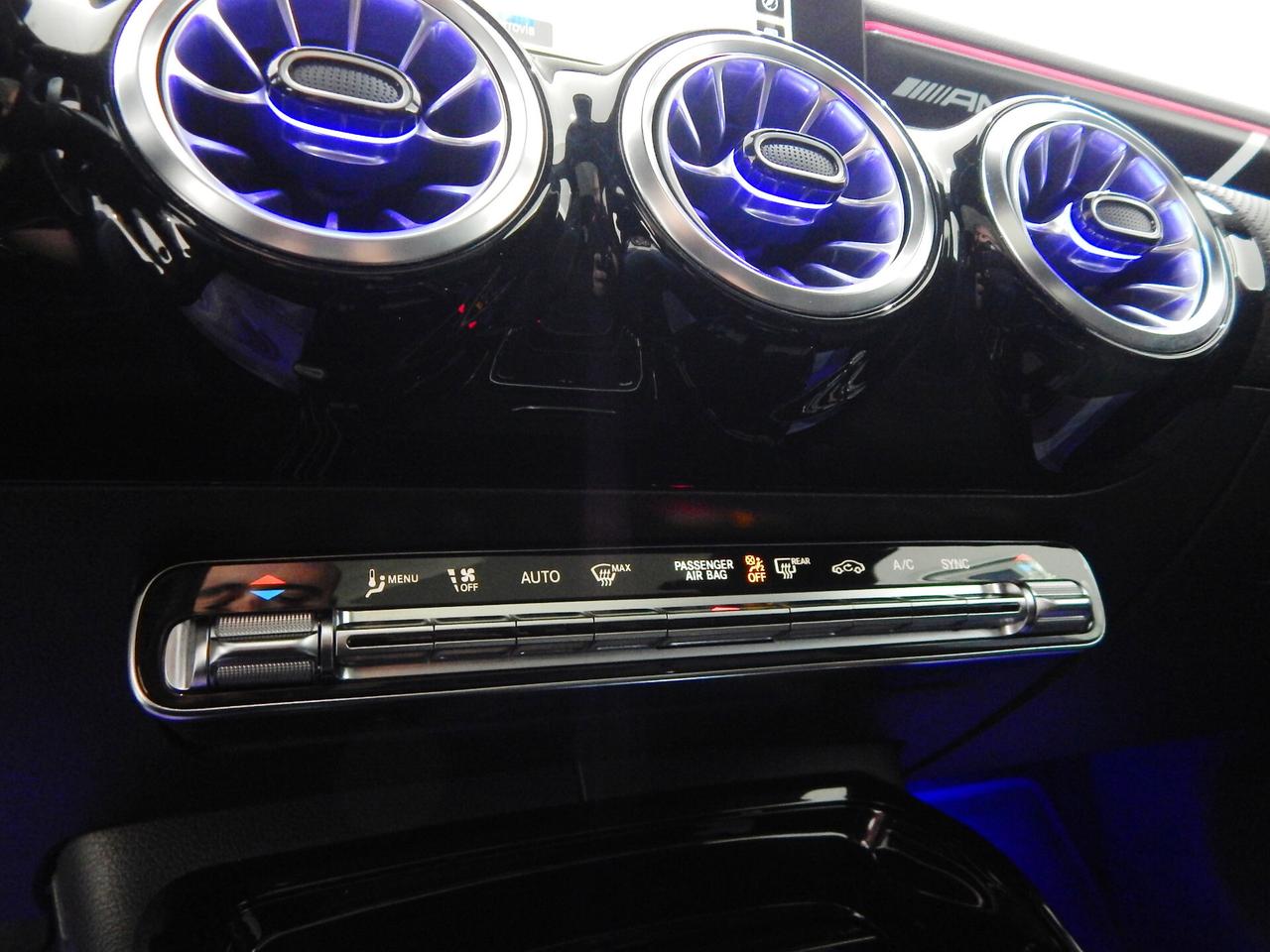 Mercedes-Benz CLA 45 AMG 4matic+ Aut. TETTO-NAVI-BURMESTER-MULTIBEAM-LUCI